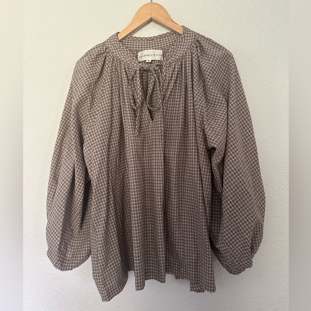 Daughters of India Poet Blouse in Taupe Small - Picture 5 of 13
